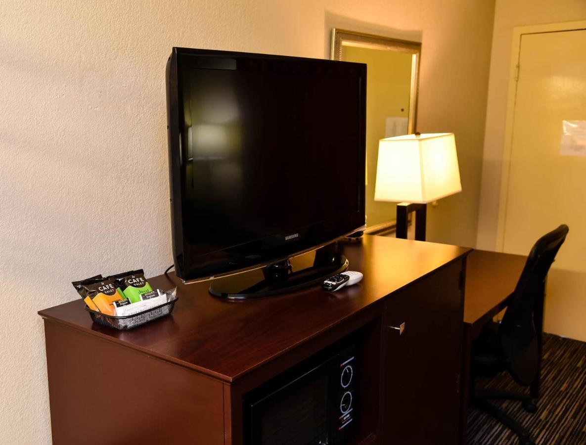 Baymont By Wyndham Columbus Ga Hotel Kültér fotó