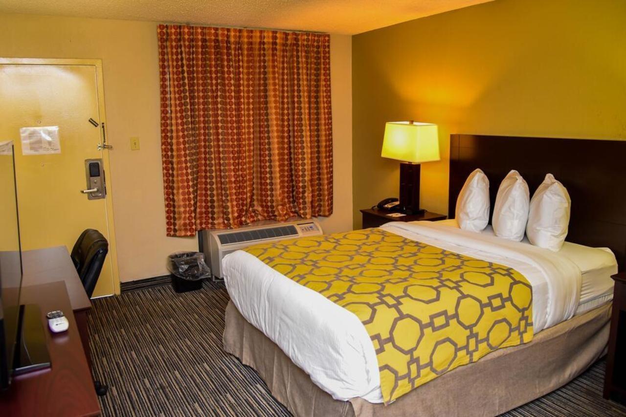 Baymont By Wyndham Columbus Ga Hotel Kültér fotó