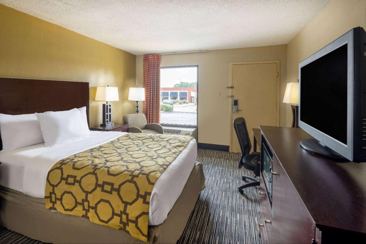 Baymont By Wyndham Columbus Ga Hotel Kültér fotó